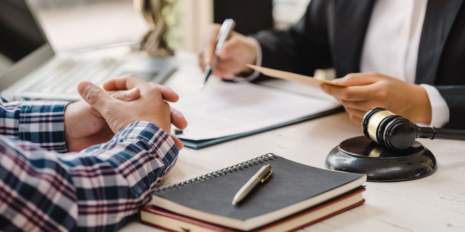 consultation with bankruptcy lawyer